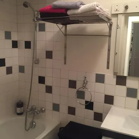 Apartman 16 -near Champs-elysees 75m2 Párizs