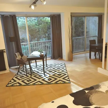 16 -near Champs-elysees 75m2 Appartamento *