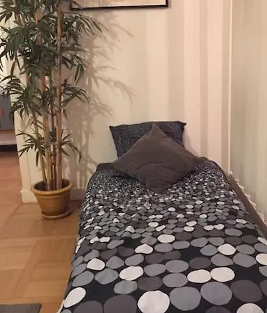 Appartamento 16 -near Champs-elysees 75m2 Parigi